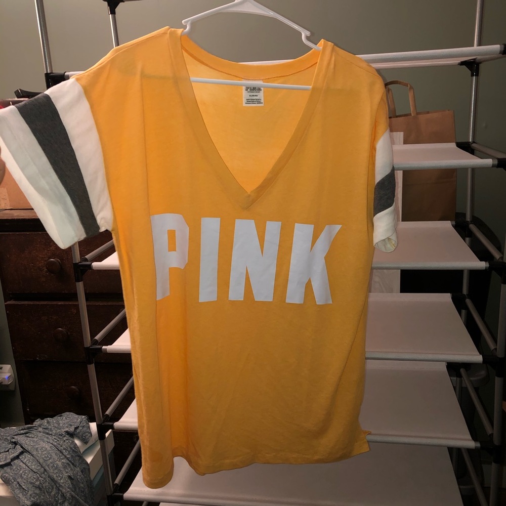 NWOT PINK Super soft Tee